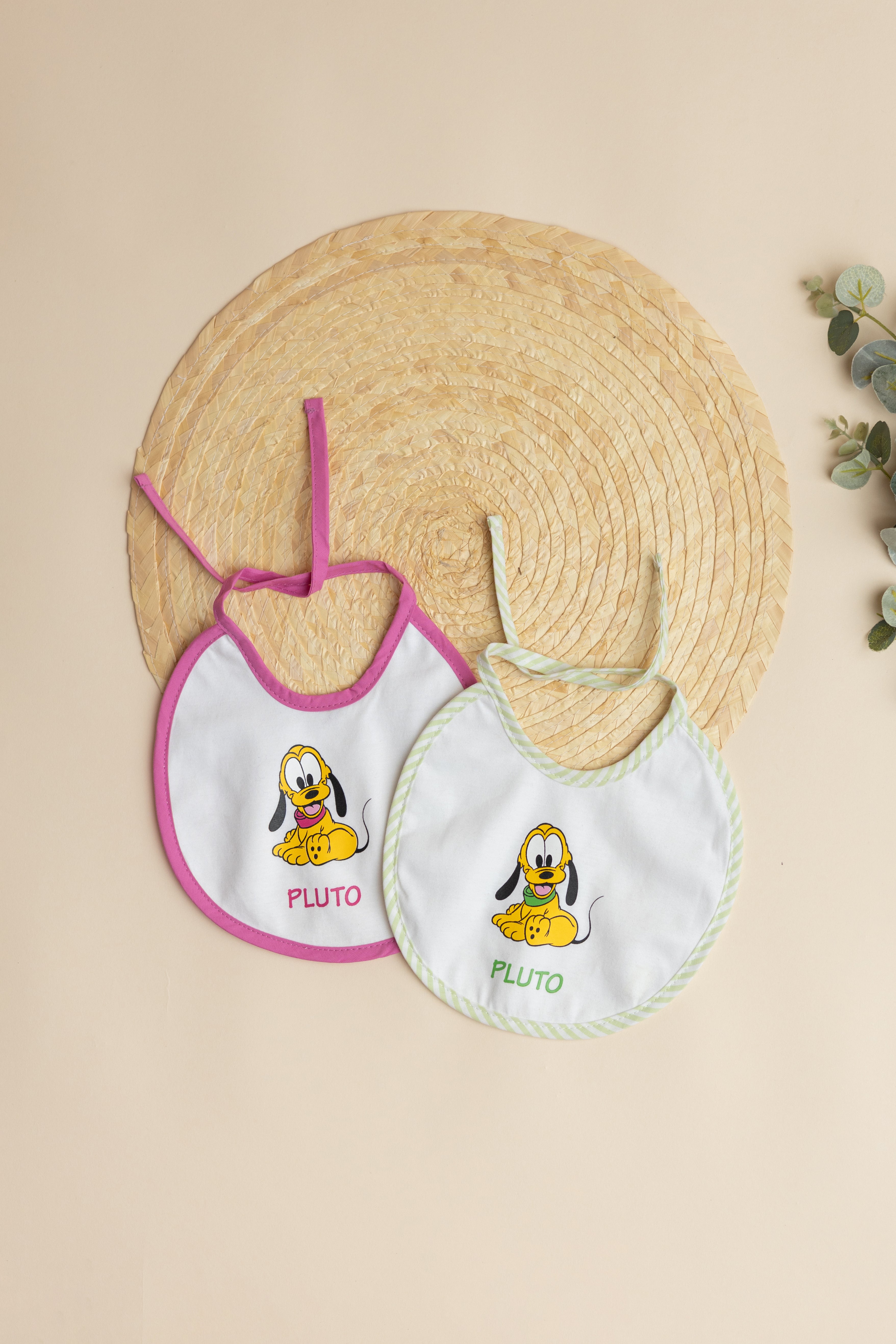 Pluto Bib